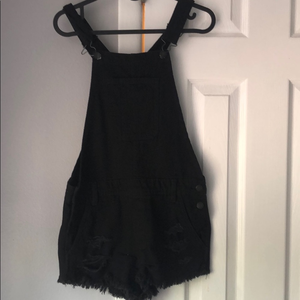 AE short overalls